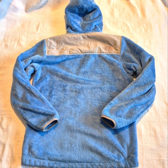 North Face girls XL Blue & gray fuzzy full zip up sweater, GUC name on inside - Picture 5 of 9
